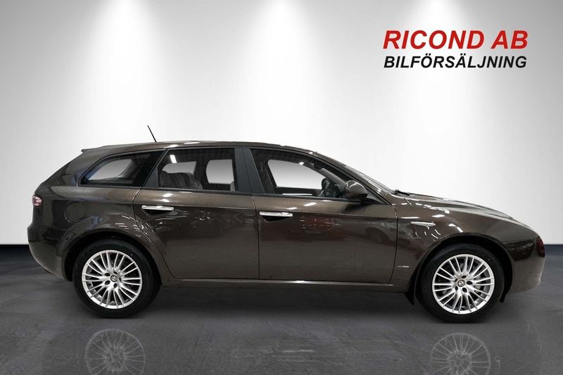 Alfa Romeo 159 bild 2