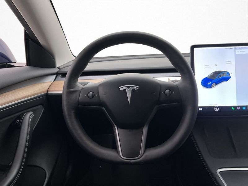 Tesla Model 3 bild 12