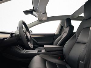 Tesla Model 3 bild 10