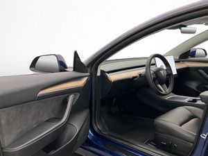 Tesla Model 3 bild 9