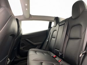 Tesla Model 3 bild 15