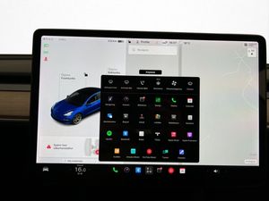 Tesla Model 3 bild 22
