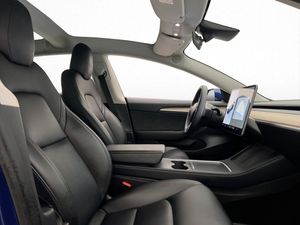 Tesla Model 3 bild 13