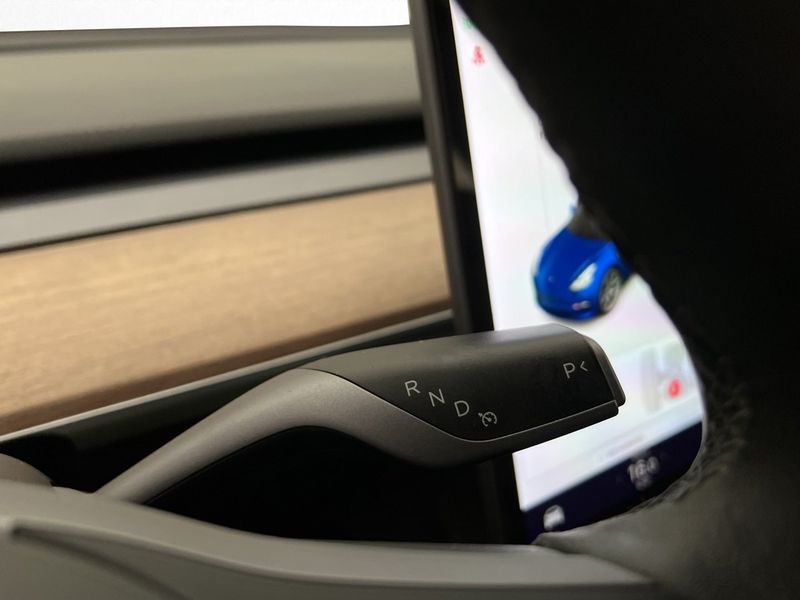 Tesla Model 3 bild 30