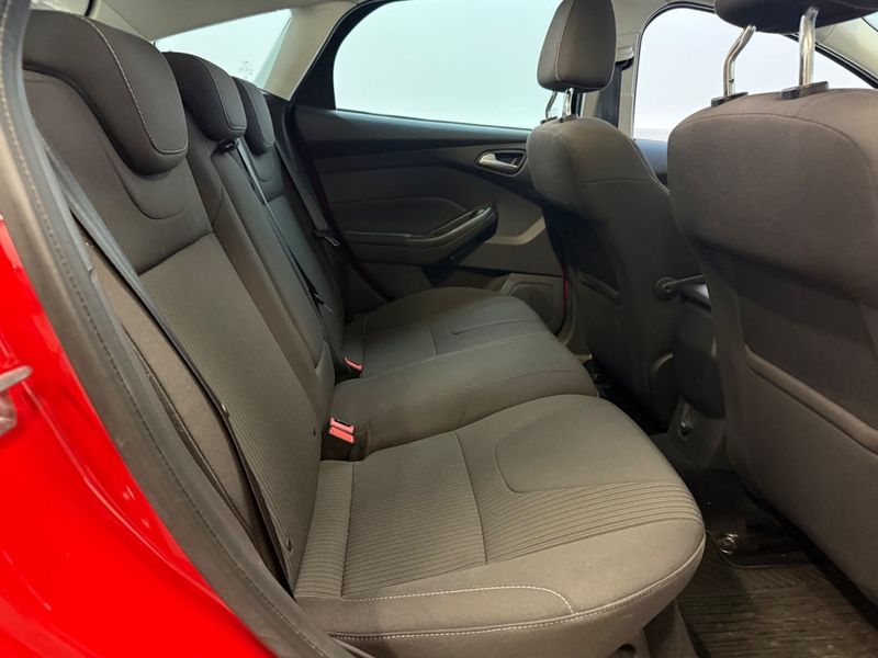 Ford Focus bild 7