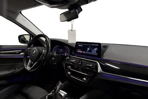 BMW 520 bild 9