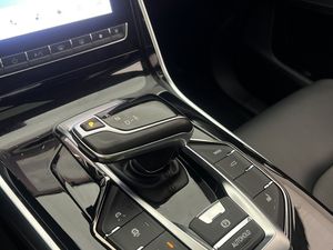 Maxus Euniq 6 bild 24