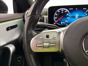 Mercedes CLA180 bild 13