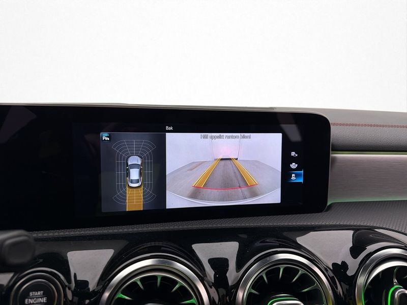 Mercedes CLA180 bild 17