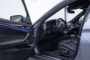 BMW 530 bild 8