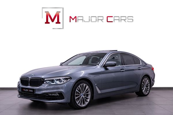 BMW 530 e Sedan Sport Pano H/K Komfstol 360° HuD NaviPro 252hk - 2018