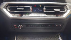 BMW 330 bild 19
