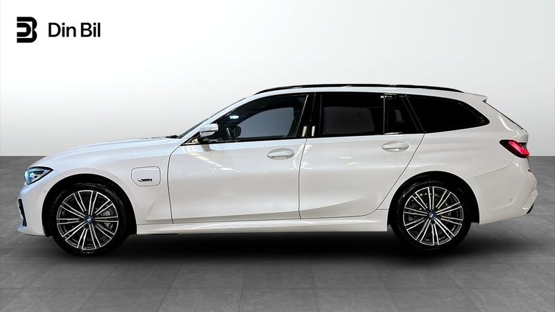 BMW 330 bild 2