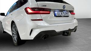 BMW 330 bild 14