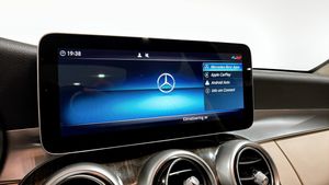 Mercedes C300 bild 18