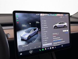 Tesla Model Y bild 26