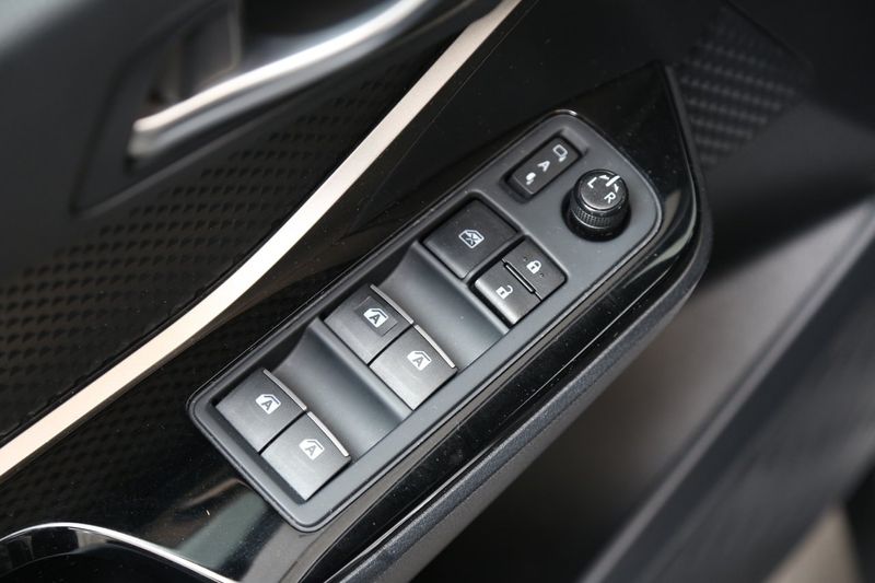 Toyota C-HR bild 11