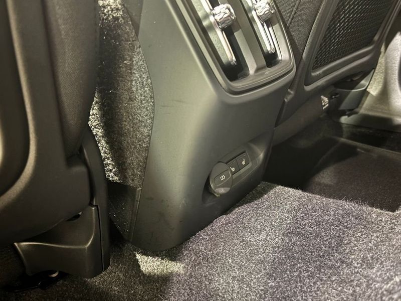 Volvo EC40 bild 11