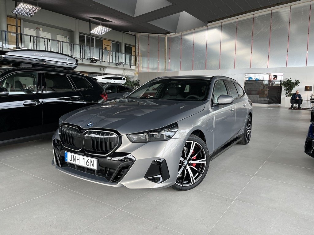 BMW 530