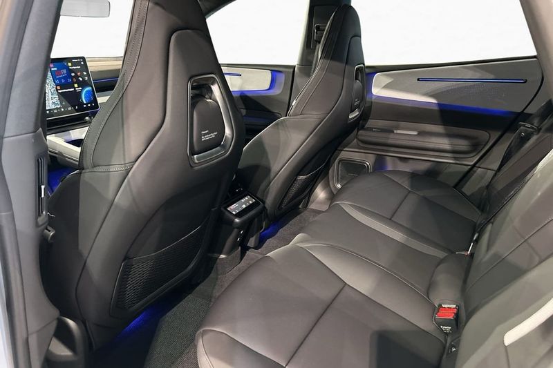 Polestar 4 bild 9