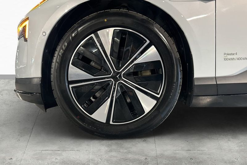 Polestar 4 bild 7