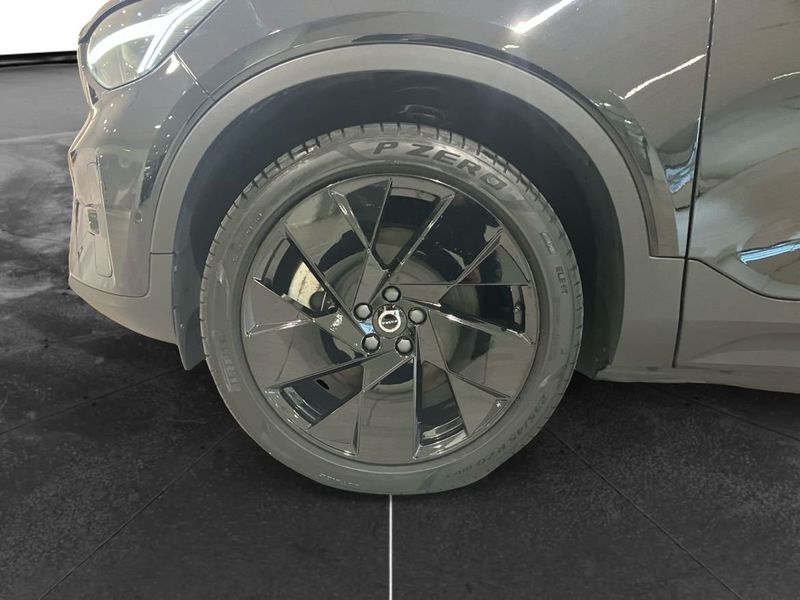Volvo EX40 bild 9