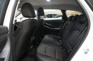 Hyundai i30 bild 6