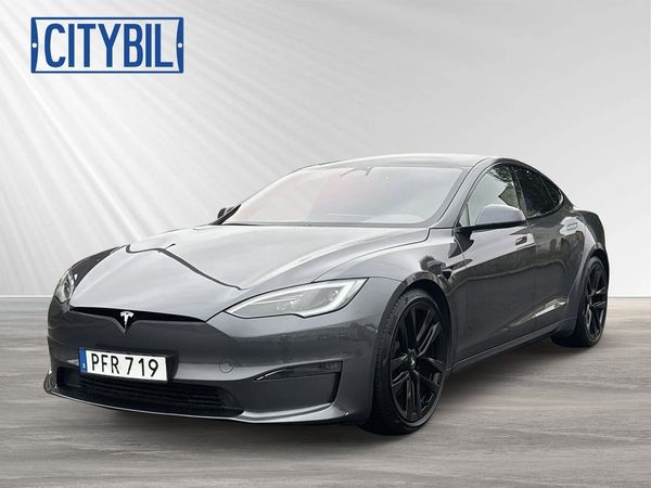 Tesla Model S Long Range AWD 670hk - 21" Arachnid - HW4 - Svensksåld - 2023