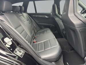Mercedes C63 AMG bild 17