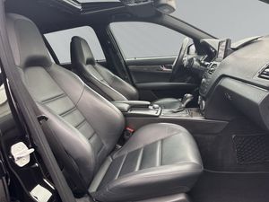 Mercedes C63 AMG bild 15