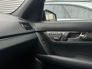 Mercedes C63 AMG bild 23