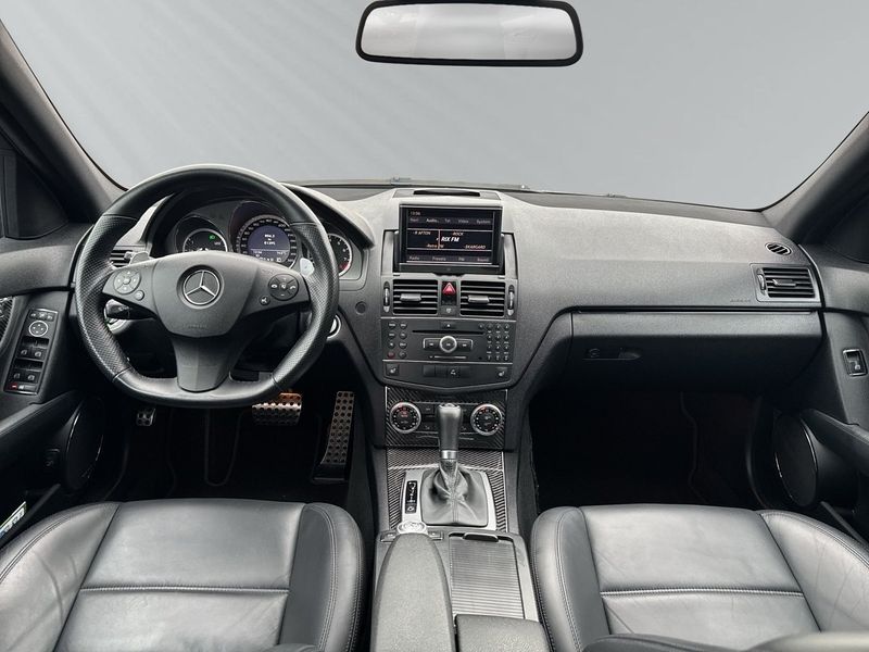 Mercedes C63 AMG bild 12