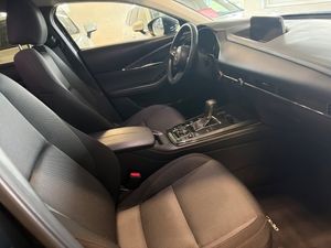 Mazda CX-30 bild 7