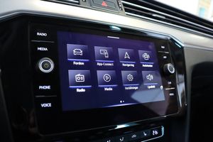 Volkswagen Passat bild 16