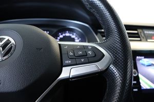 Volkswagen Passat bild 11