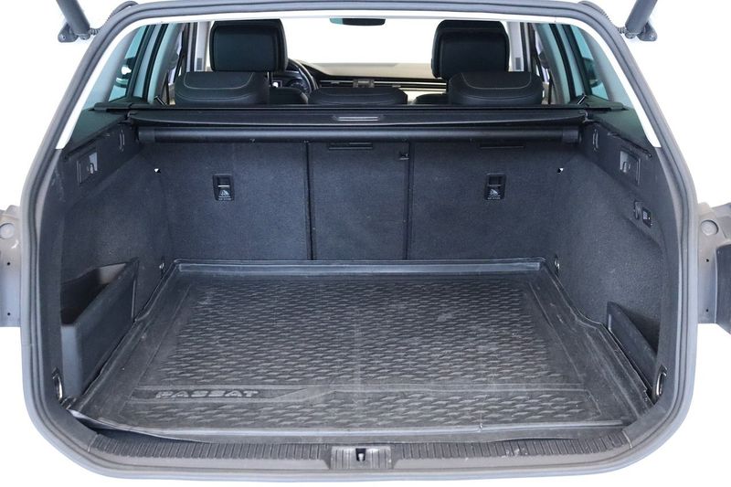 Volkswagen Passat bild 20