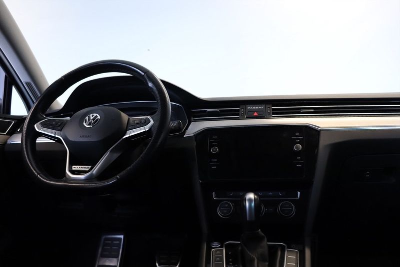 Volkswagen Passat bild 9