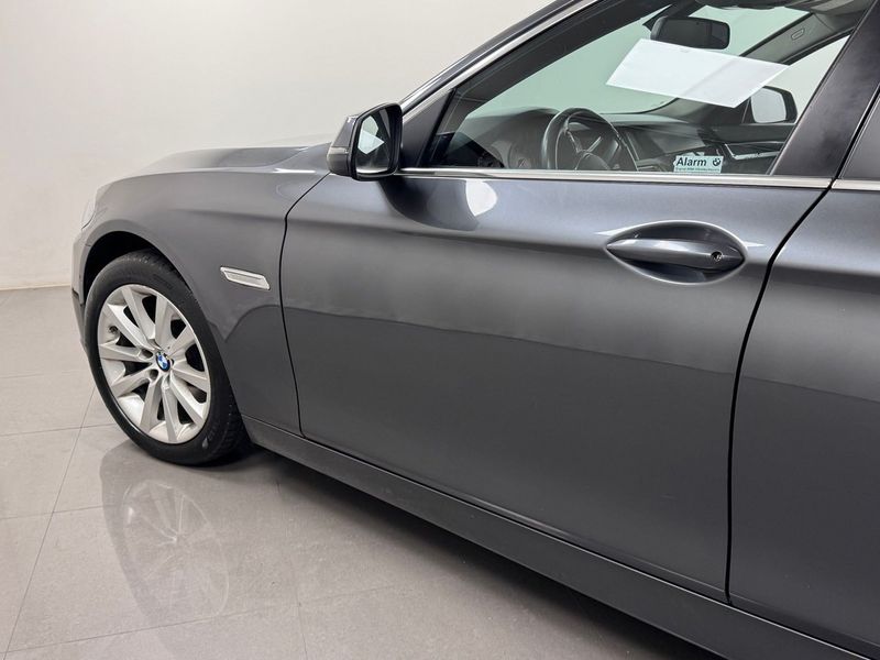 BMW 520 bild 12