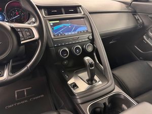 Jaguar E-Pace bild 4