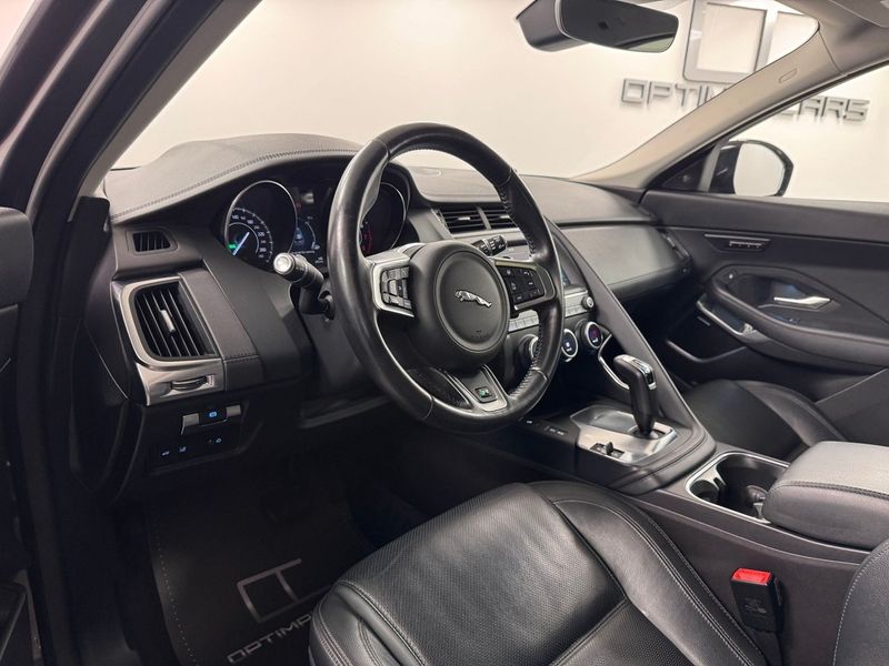 Jaguar E-Pace bild 3