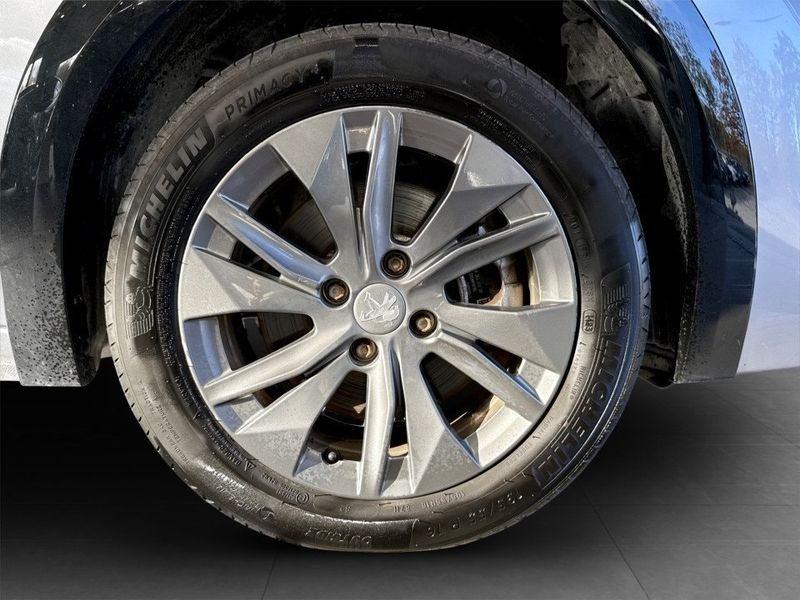 Peugeot e-208 bild 16