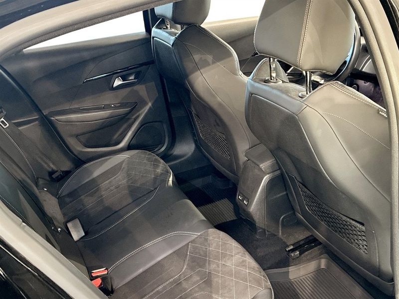 Peugeot e-208 bild 15