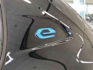 Peugeot e-208 bild 18