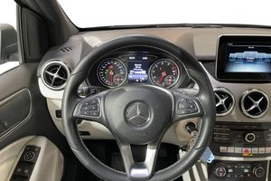 Mercedes B180 bild 12