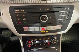 Mercedes B180 bild 22