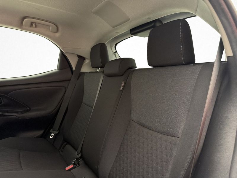 Toyota Yaris bild 13