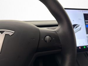 Tesla Model 3 bild 21