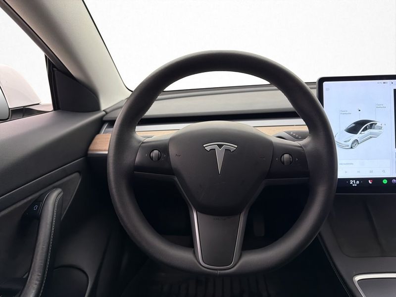 Tesla Model 3 bild 16