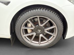 Tesla Model 3 bild 34