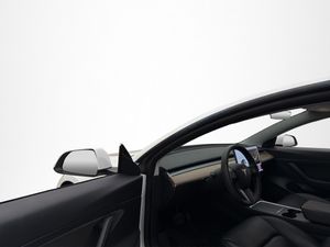Tesla Model 3 bild 17